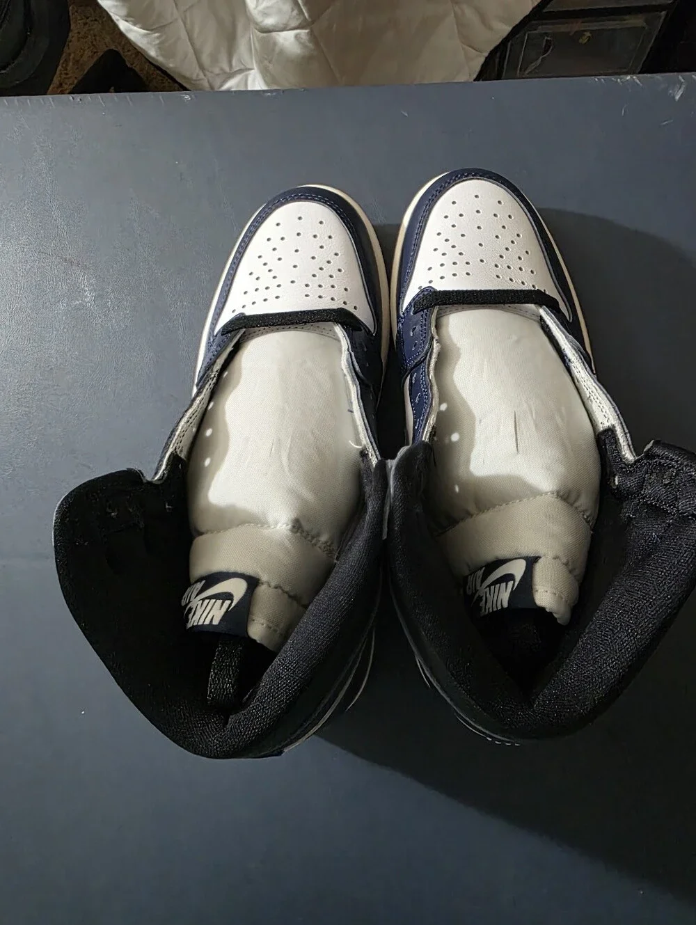 Jordan iconic low